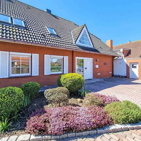 Apartment Moin